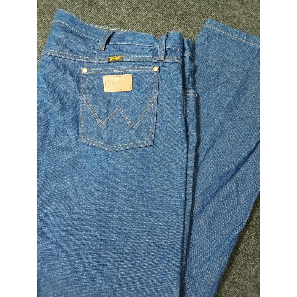 Wrangler 1013MWZXS Mens 48x32 Blue Denim Cowboy Cut Jeans